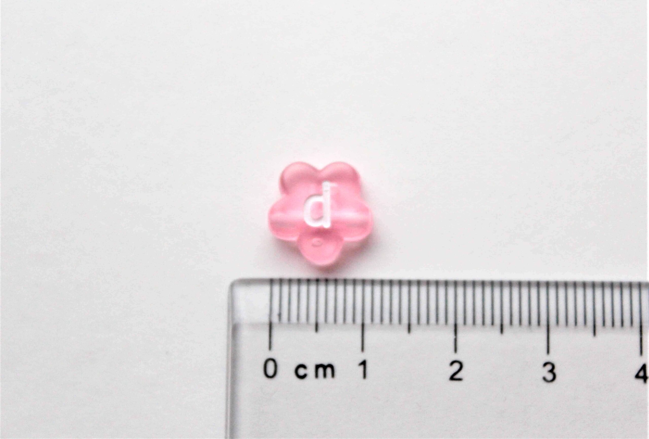 Akrylperler, blomster, ulike farger, med bokstaver - Bilde 2